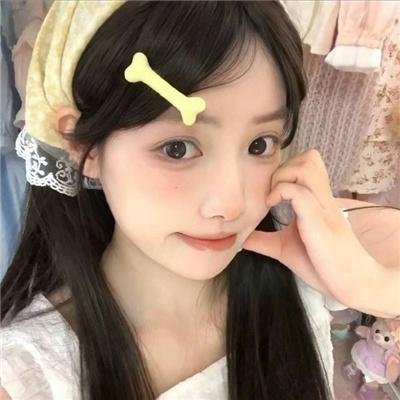 超人和露易丝第四季 海报